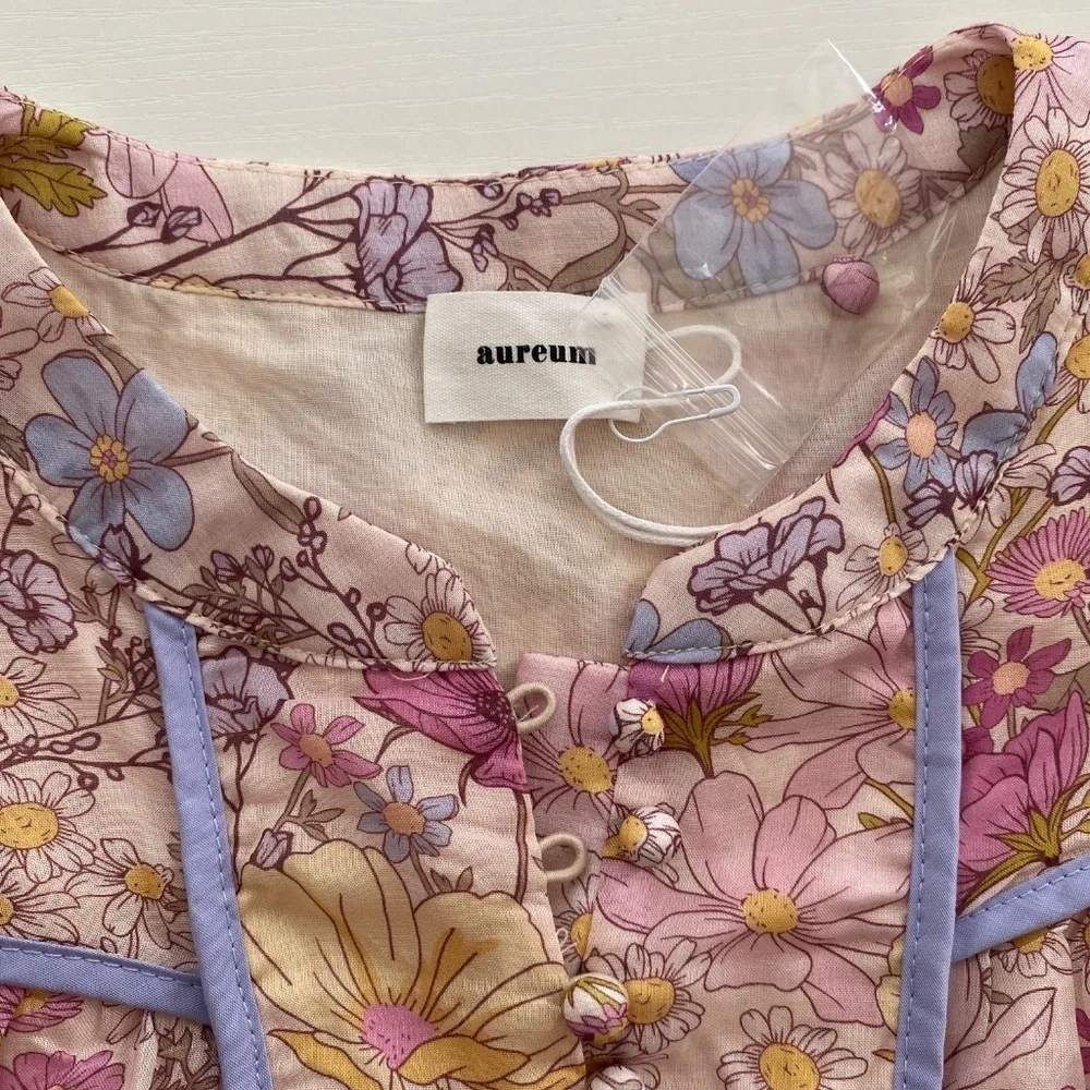 Aureum Designer's Floral Henley Puff Sleeve Blouse (NWOT) Size Small - Picture 6 of 15